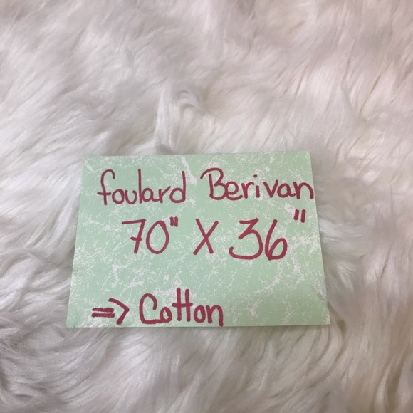 Foulard BERIVAN - Picture 5 of 5